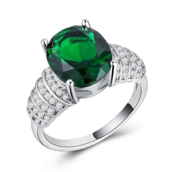 925 Silver Ring Oval Cut Emerald Ring New - Picture 2 of 4
